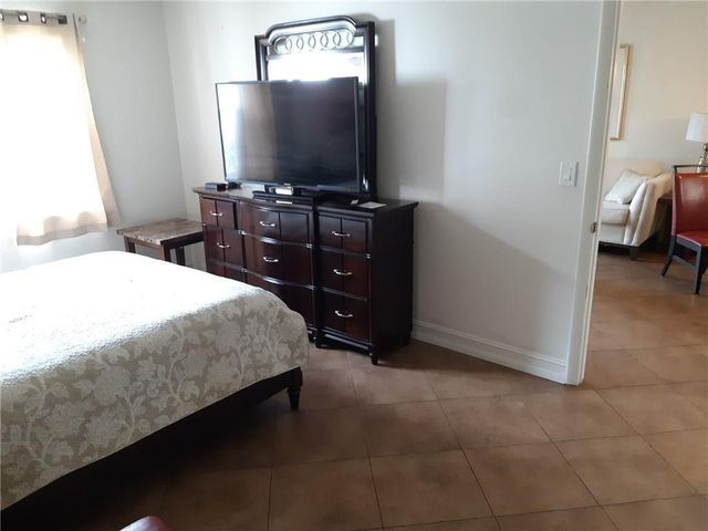 1501 S Ocean Boulevard 218, Lauderdale By The Sea, FL 33062
