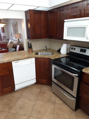 1501 S Ocean Boulevard 218, Lauderdale By The Sea, FL 33062