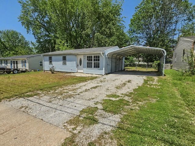 1033 E Villa Marie Street, Springfield, MO 65803
