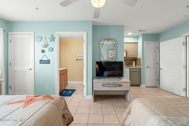 1215 N Middleton Drive NW Apt 2401, Calabash, NC 28467