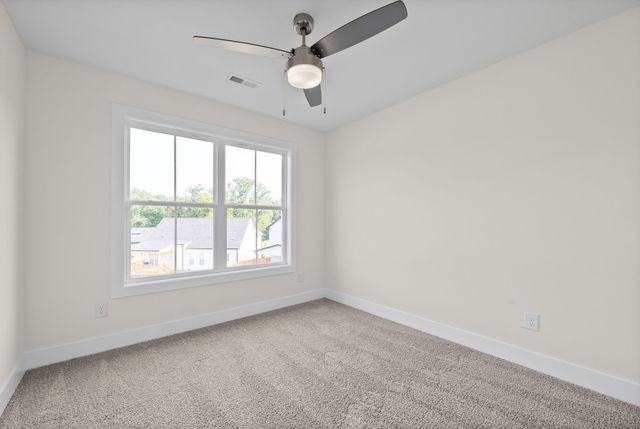 692 Eva Agnes Ave, Clarksville, TN 37042