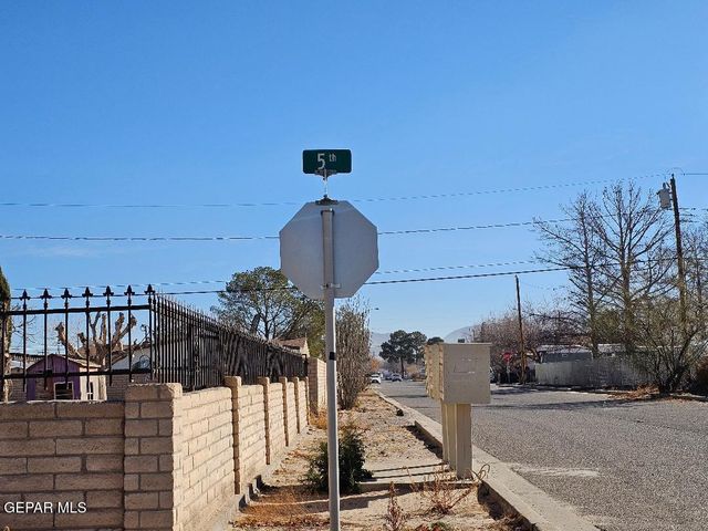 401 Fifth Street, Anthony, TX 79821