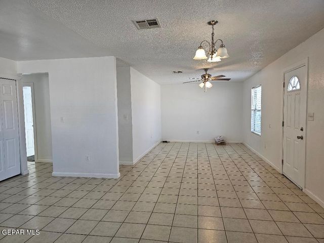 401 Fifth Street, Anthony, TX 79821