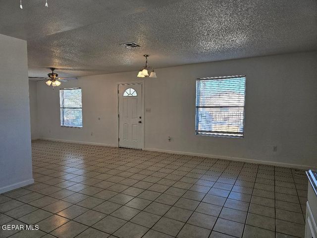 401 Fifth Street, Anthony, TX 79821