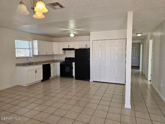 401 Fifth Street, Anthony, TX 79821
