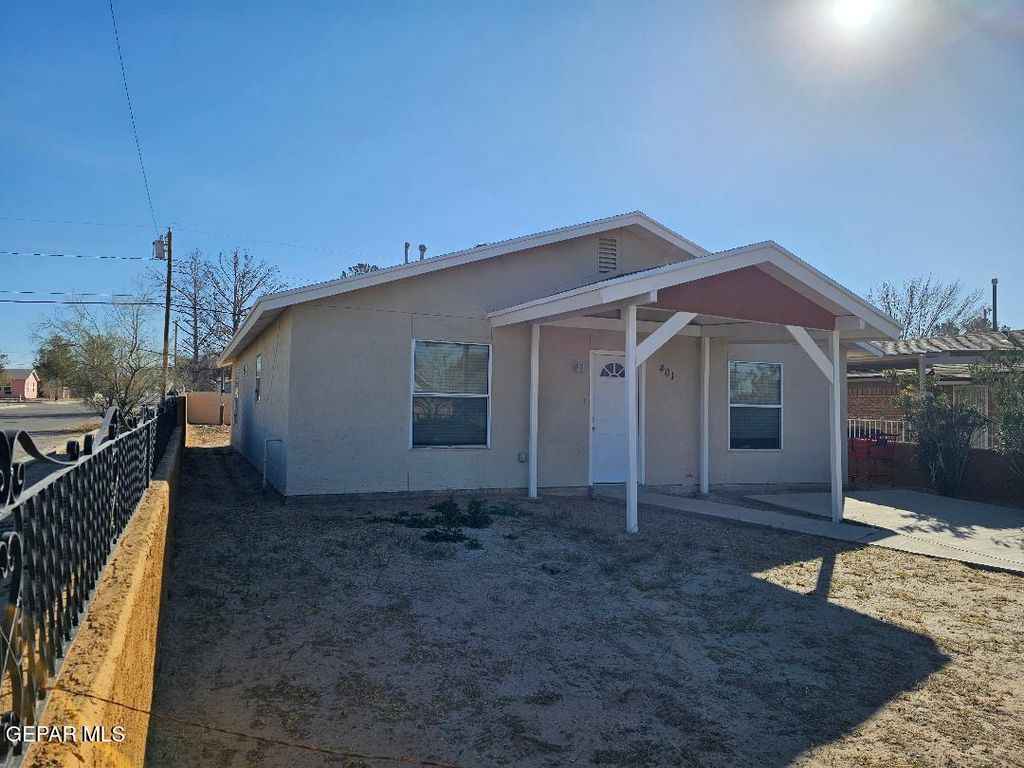 401 Fifth Street, Anthony, TX 79821