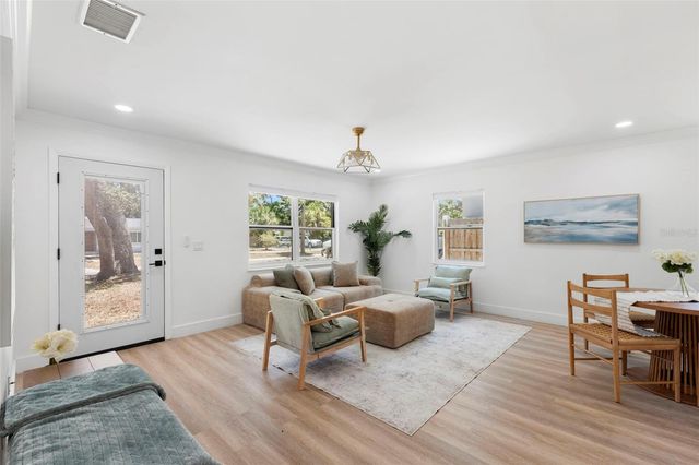 4733 25TH AVENUE S, St Petersburg, FL 33711