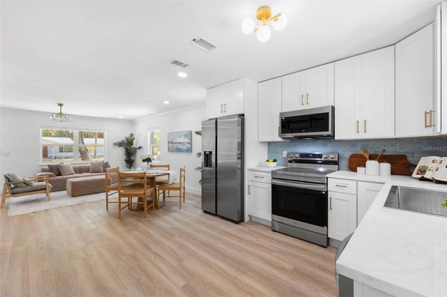 4733 25TH AVENUE S, St Petersburg, FL 33711