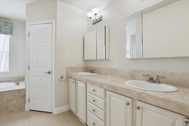 12366 Pawnee Trl, Nevada City, CA 95959