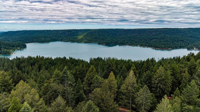 12366 Pawnee Trl, Nevada City, CA 95959