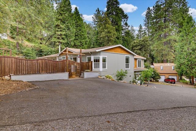 12366 Pawnee Trl, Nevada City, CA 95959