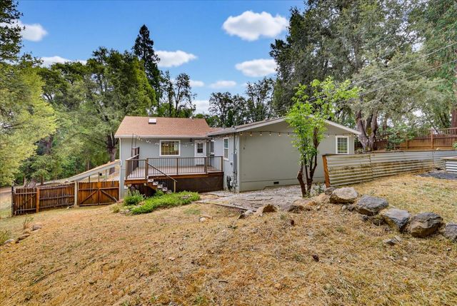 12366 Pawnee Trl, Nevada City, CA 95959