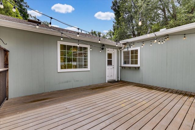 12366 Pawnee Trl, Nevada City, CA 95959