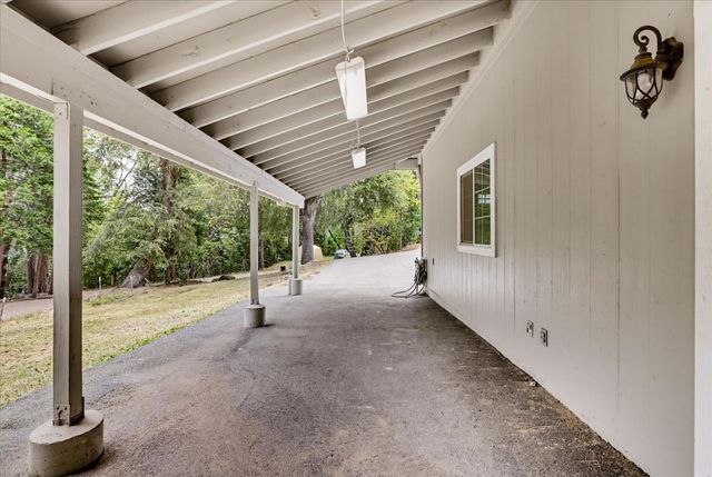 12366 Pawnee Trl, Nevada City, CA 95959