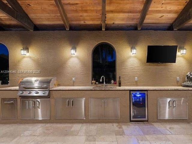 2982 E Lake Vista Cir, Davie, FL 33328