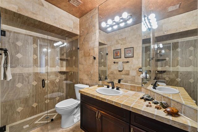 2982 E Lake Vista Cir, Davie, FL 33328
