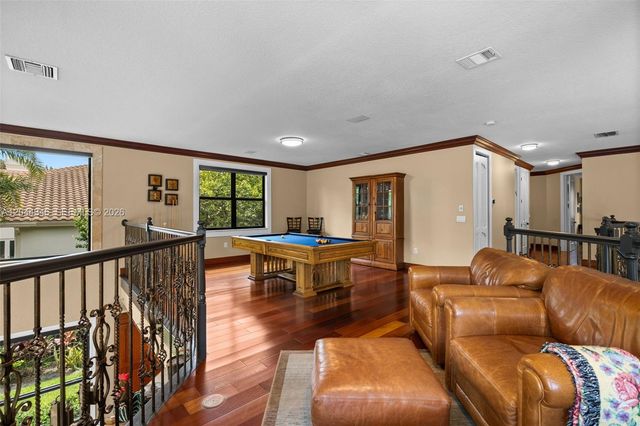 2982 E Lake Vista Cir, Davie, FL 33328