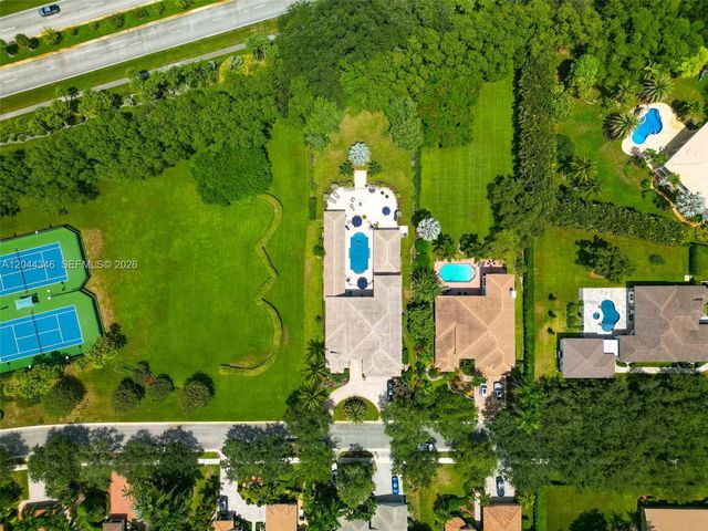 2982 E Lake Vista Cir, Davie, FL 33328