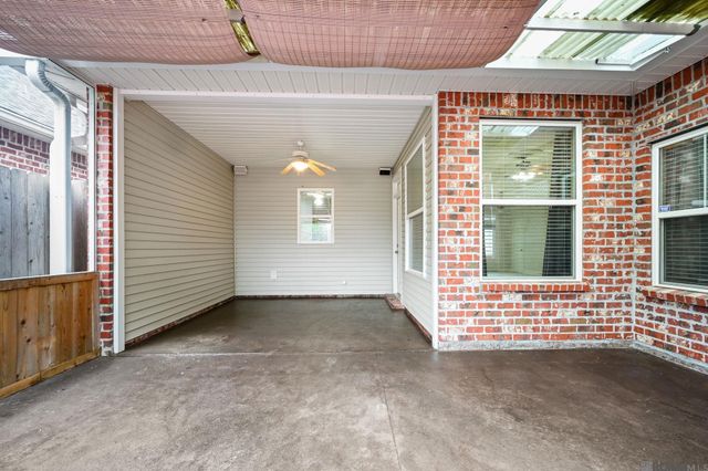 17203 Rue Village, Prairieville, LA 70769