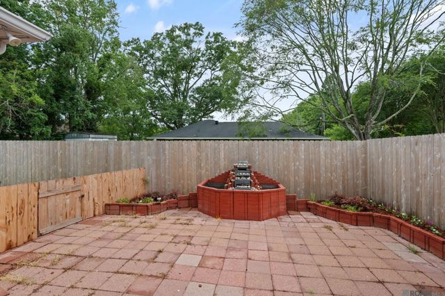 17203 Rue Village, Prairieville, LA 70769