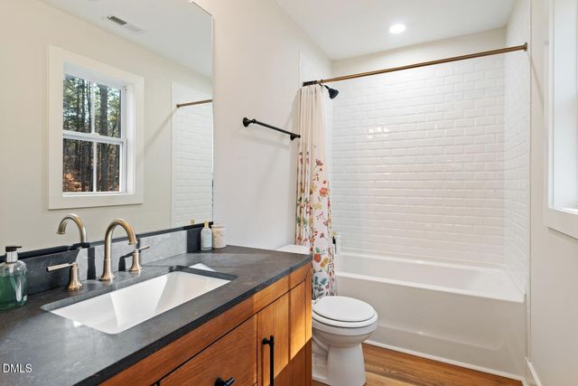 710 Still Run Lane, Graham, NC 27253