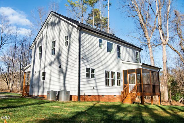 710 Still Run Lane, Graham, NC 27253