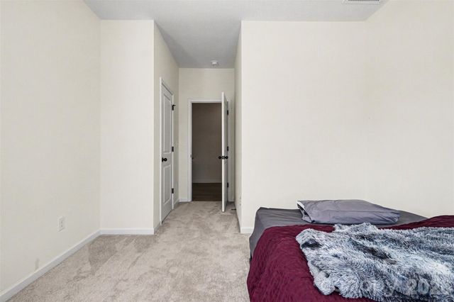 7116 Glenroe Drive, Huntersville, NC 28078