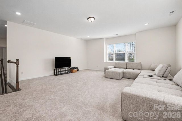 7116 Glenroe Drive, Huntersville, NC 28078