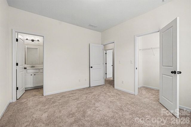 7116 Glenroe Drive, Huntersville, NC 28078