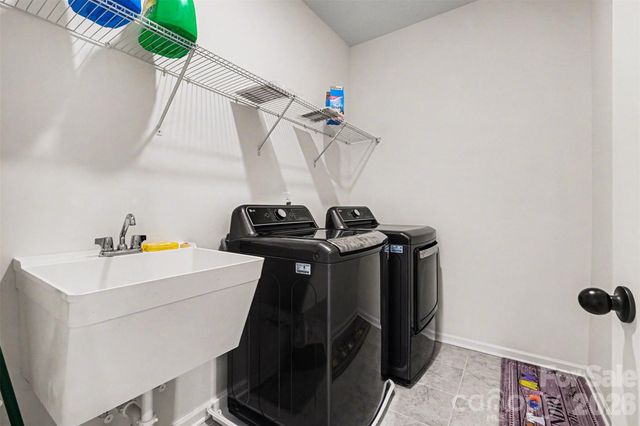 7116 Glenroe Drive, Huntersville, NC 28078