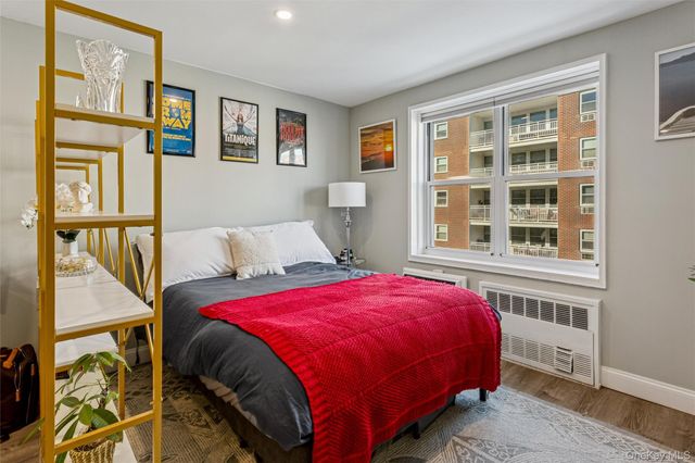 700 Shore Road 5U, Long Beach, NY 11561