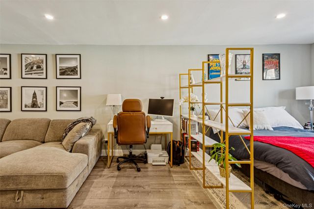 700 Shore Road 5U, Long Beach, NY 11561