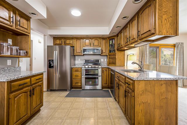 15614 Leader, Taylor, MI 48180