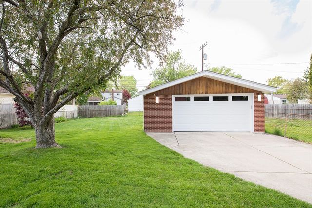 15614 Leader, Taylor, MI 48180