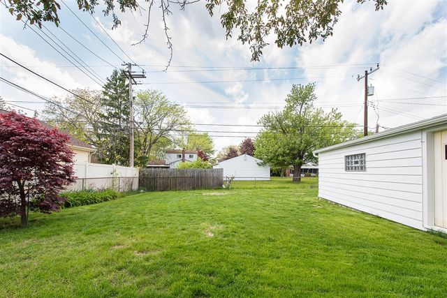 15614 Leader, Taylor, MI 48180
