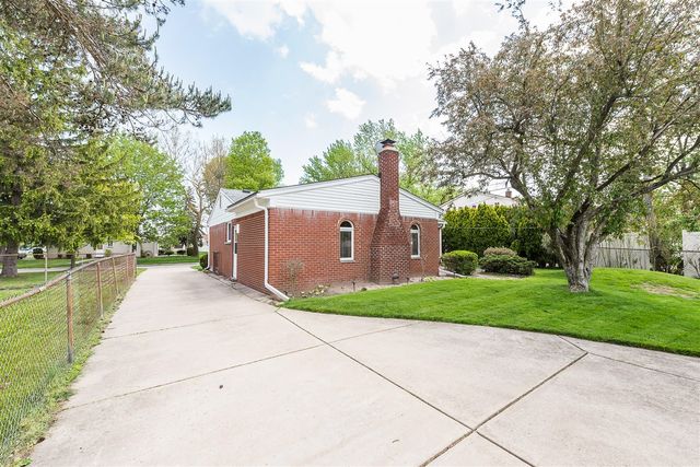 15614 Leader, Taylor, MI 48180