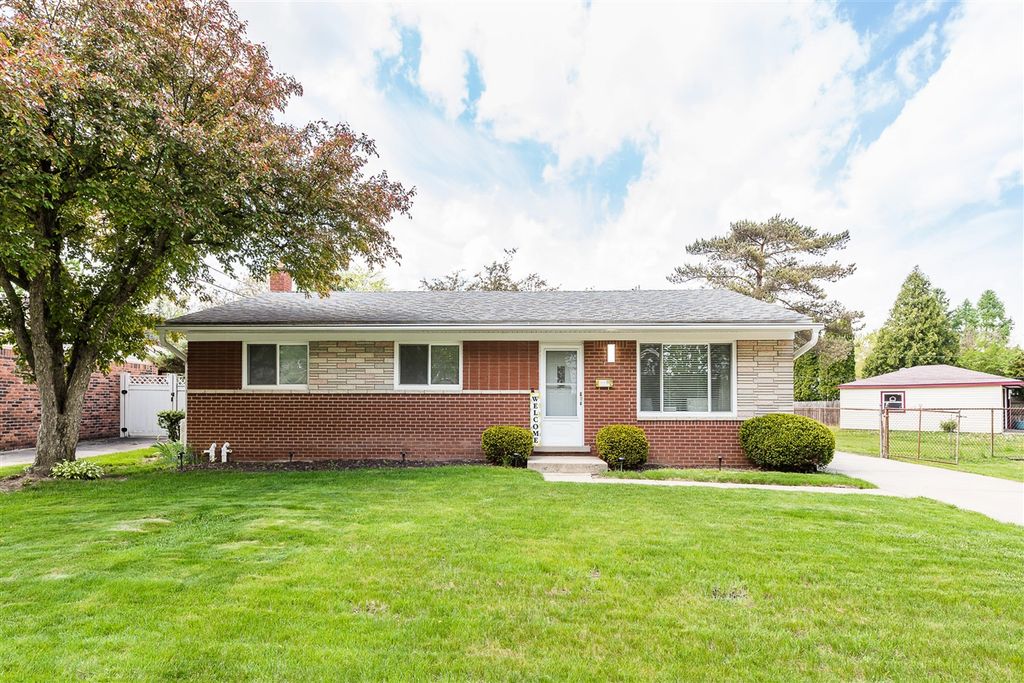 15614 Leader, Taylor, MI 48180