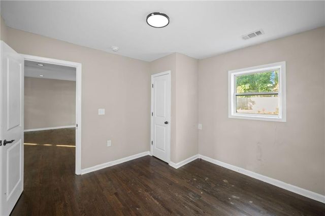 1901 Maywood NW Place, Atlanta, GA 30318