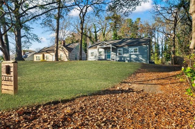 1901 Maywood NW Place, Atlanta, GA 30318