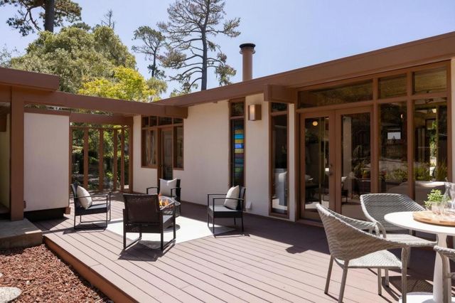 Corona Road, Carmel Highlands, CA 93923