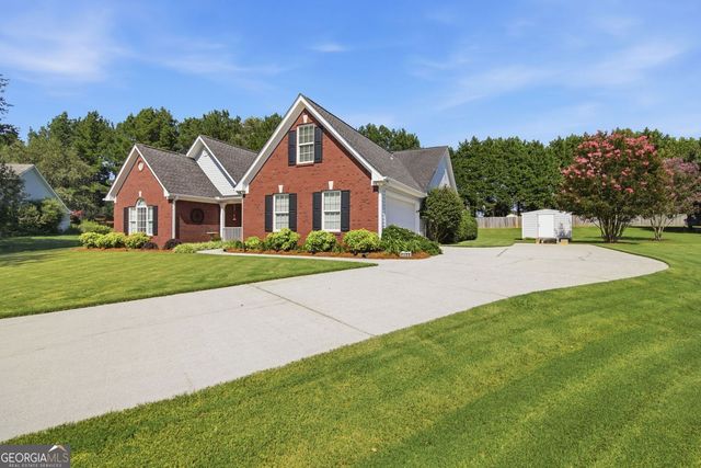1408 Hidden Cove, Loganville, GA 30052