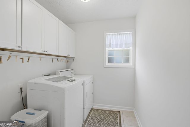 1408 Hidden Cove, Loganville, GA 30052