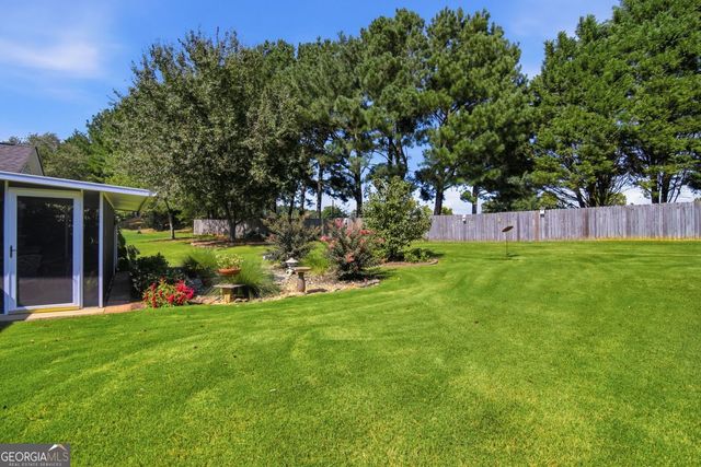 1408 Hidden Cove, Loganville, GA 30052