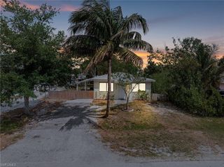 3433 Hibiscus AVE, Naples, FL 34104