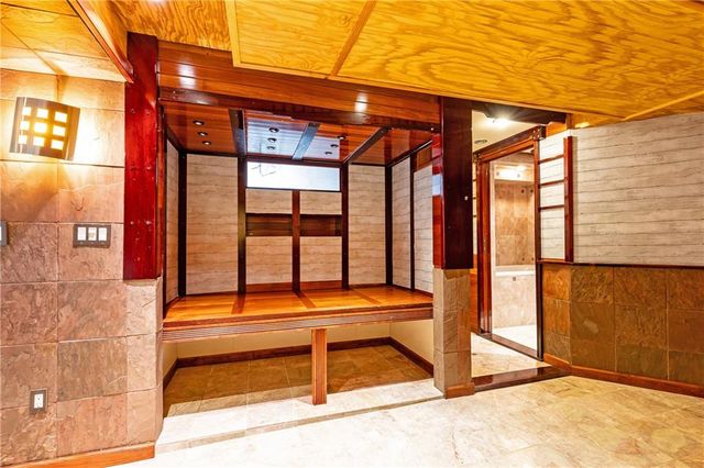 1022 Reeder NE Circle, Atlanta, GA 30306