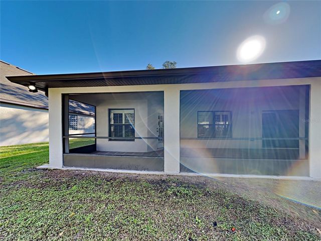 2004 ABBEY TRACE DRIVE, Dover, FL 33527