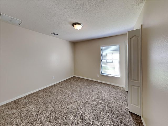 2004 ABBEY TRACE DRIVE, Dover, FL 33527