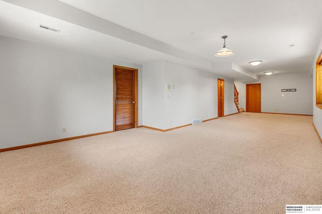 13330 Binney Street, Omaha, NE 68164