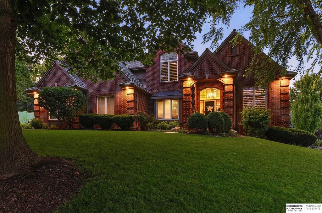 13330 Binney Street, Omaha, NE 68164