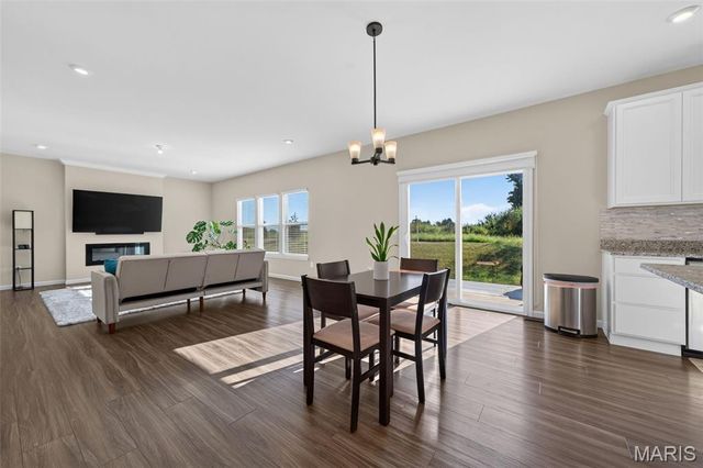 368 Cottage Grove Drive, Wentzville, MO 63385